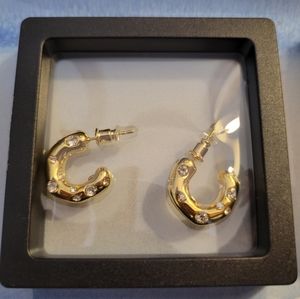 NWT gold chunky pierced earrings with crystal accent